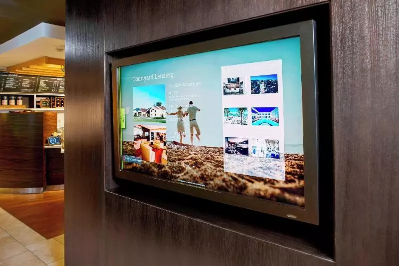 Hotel Courtyard By Marriott Lansing