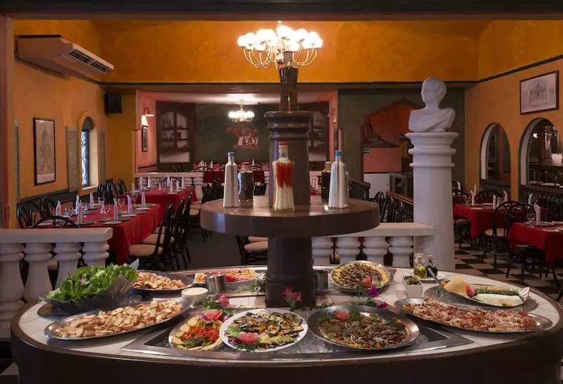 Szálloda Gran Festivall Resort