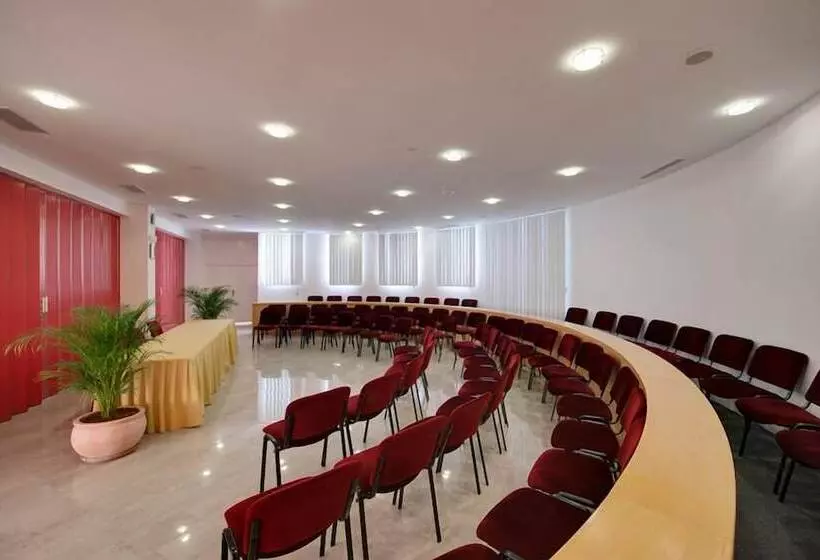 ホテル Maistra Select Pineta