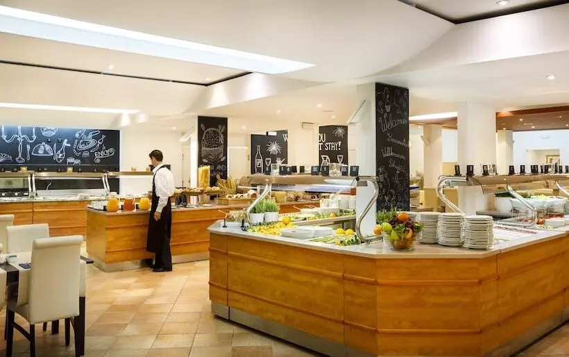 ホテル Maistra Select Pineta