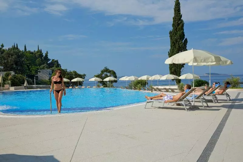 هتل Maistra Select Mlini