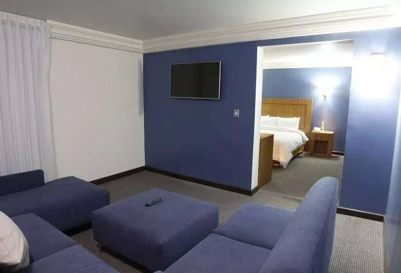 Radisson Hotel & Convention Center Toluca