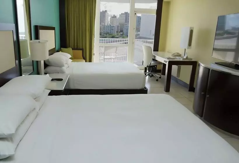 هتل The Condado Plaza