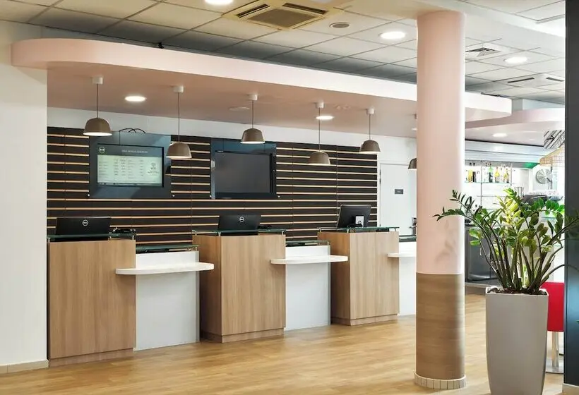 B&b Hotel Orly Rungis Aéroport 3 étoiles