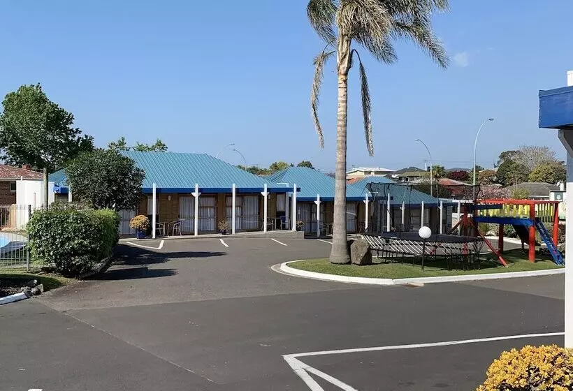 Cameron Road Motel