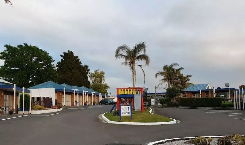 Cameron Road Motel