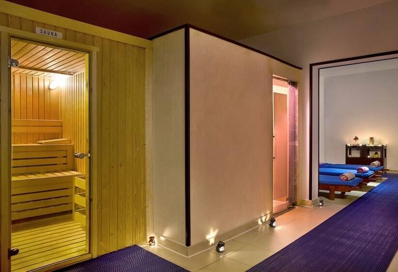 استراحتگاه Jaz Fayrouz