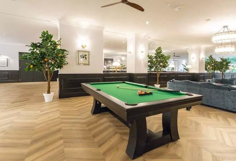 酒店 a&o Brussel Centrum