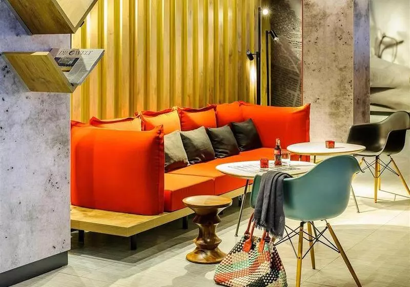 هتل a&o Hostel Milano Ca Granda