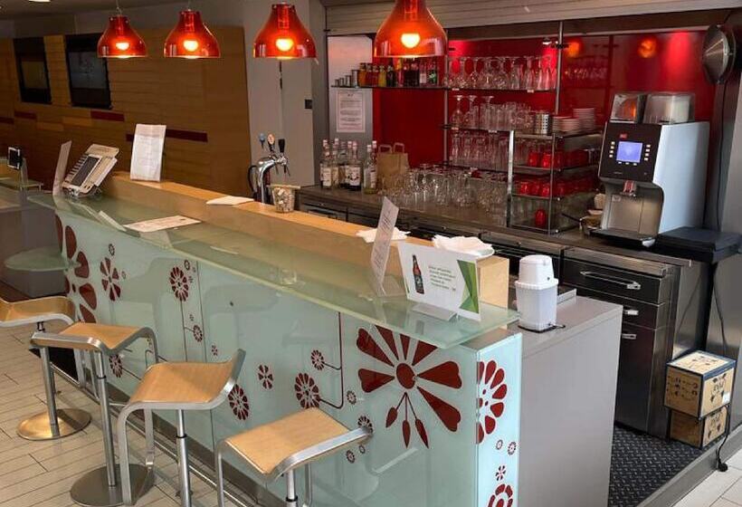 B&b Hotel Orly Rungis Aéroport 3 étoiles