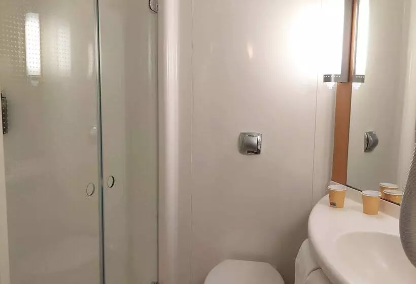 B&b Hotel Orly Rungis Aéroport 3 étoiles