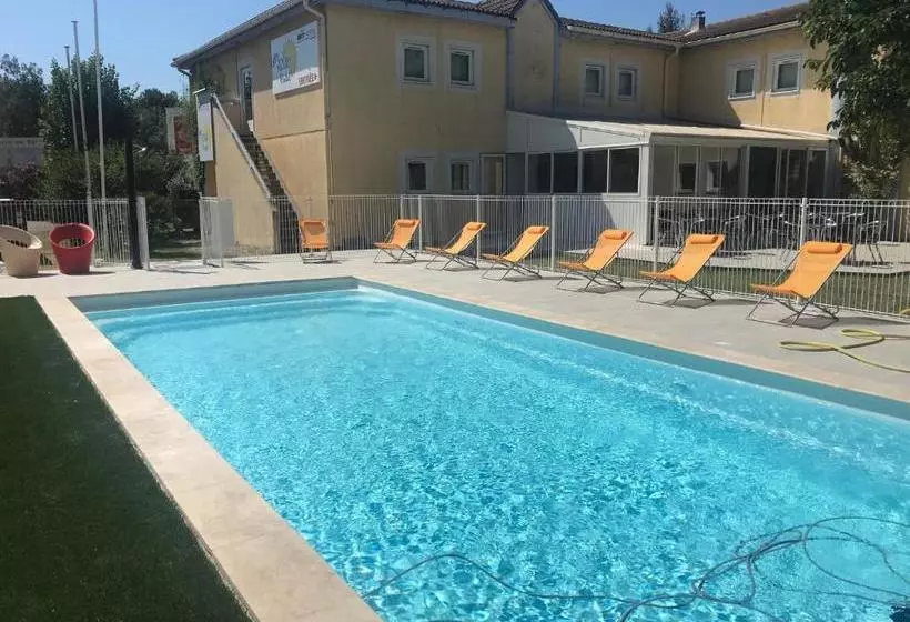 فندق Brit Salon De Provence