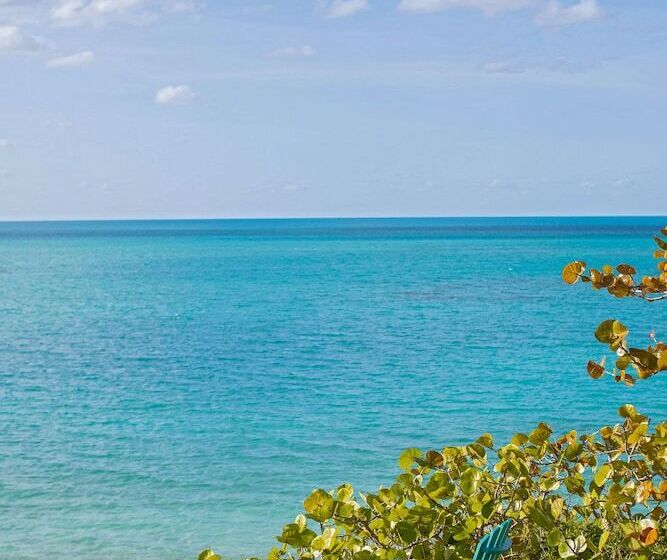 هتل Cambridge Beaches Resort And Spa