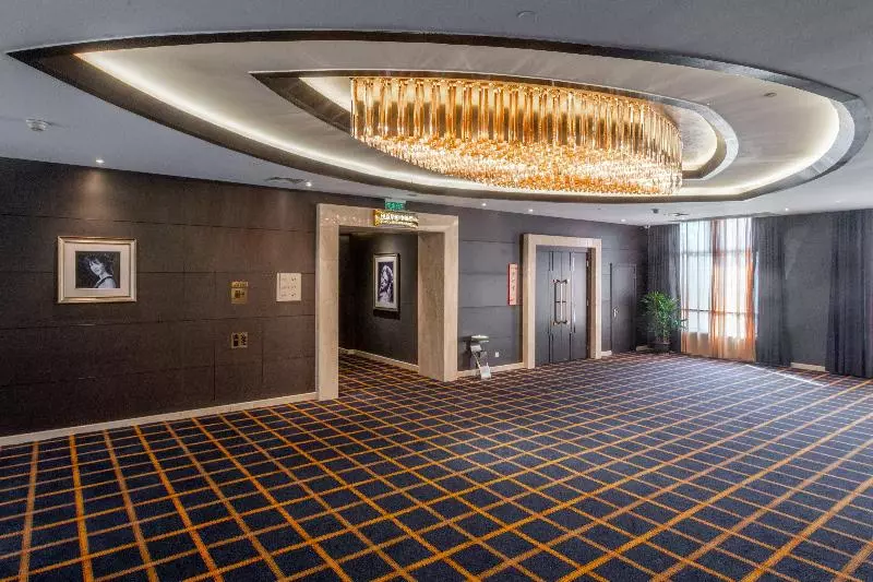 בית מלון כפרי Crowne Plaza Shanghai, An Ihg