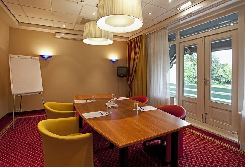 Fletcher Familiehotel Paterswolde