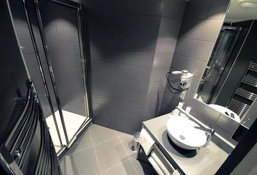 هتل Holiday Inn Dijon Toison D Or, An Ihg