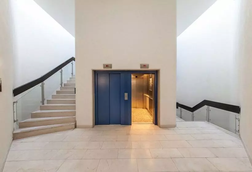 Otel Holiday Inn Munich   South, An Ihg