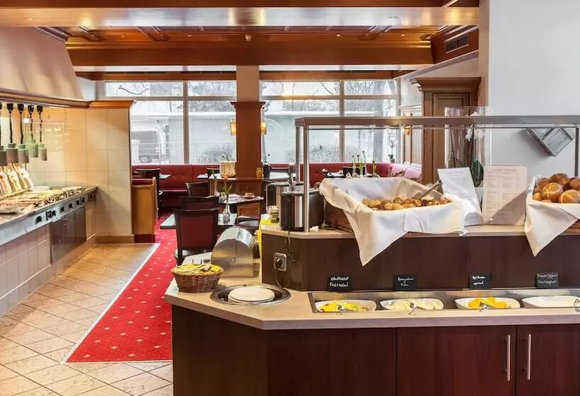 Otel Holiday Inn Munich   South, An Ihg