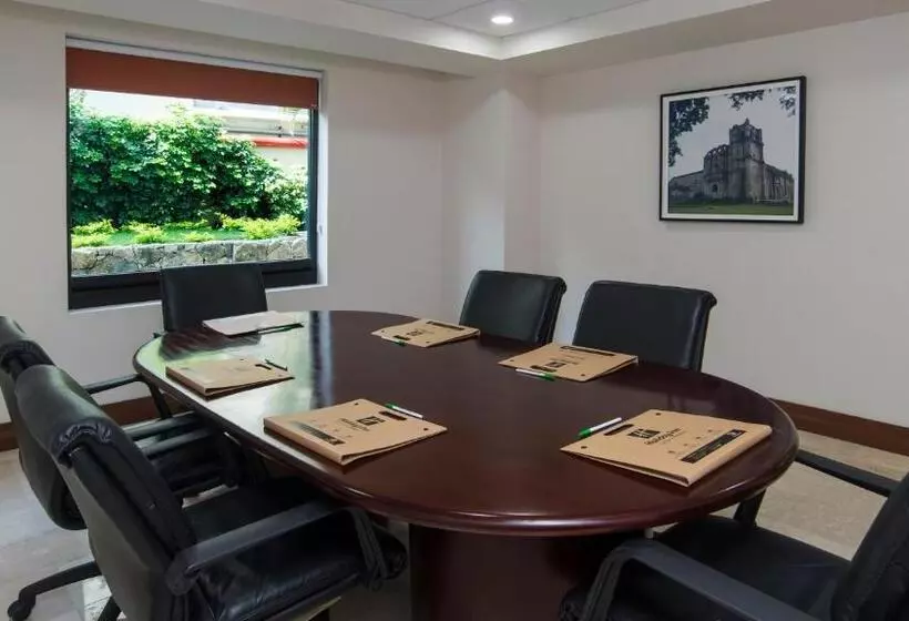 Otel Holiday Inn Tuxtla Gutierrez, An Ihg