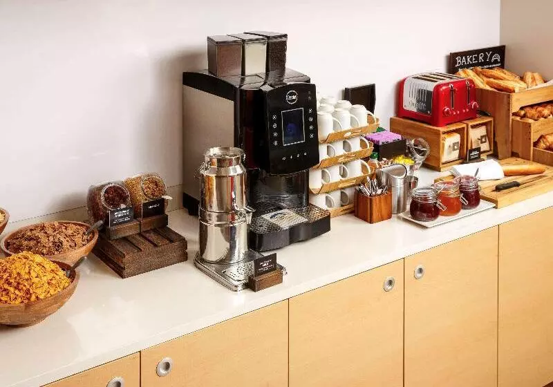 هتل Ibis Southampton