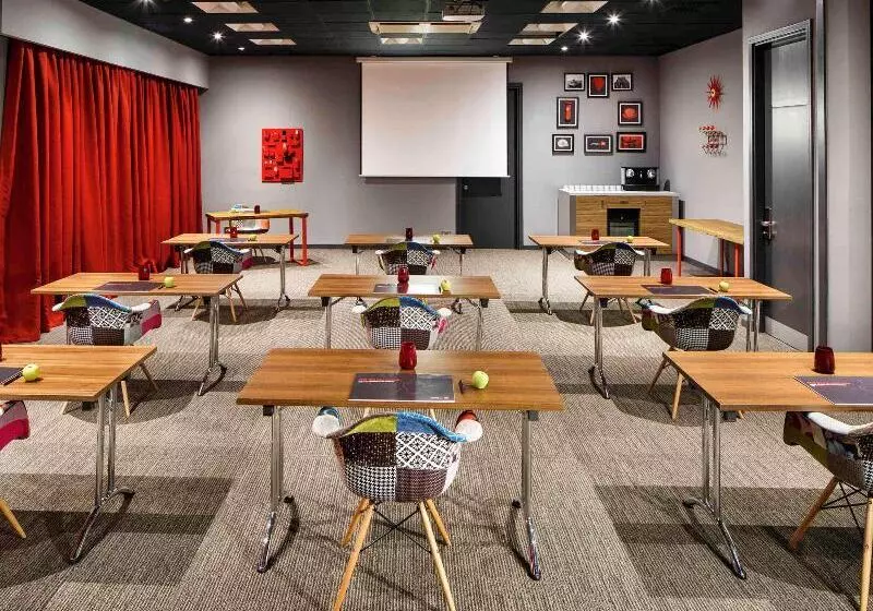 هتل Ibis Southampton