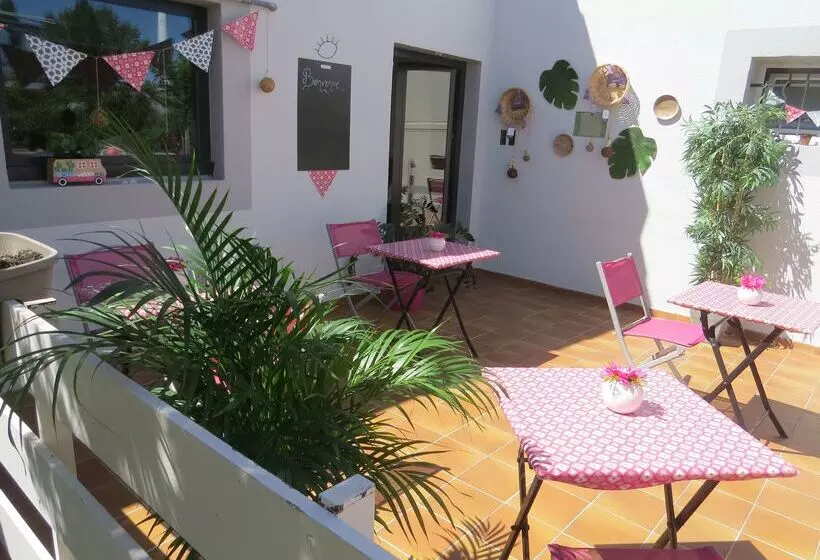 فندق Hôtel Kyriad Cap Sud