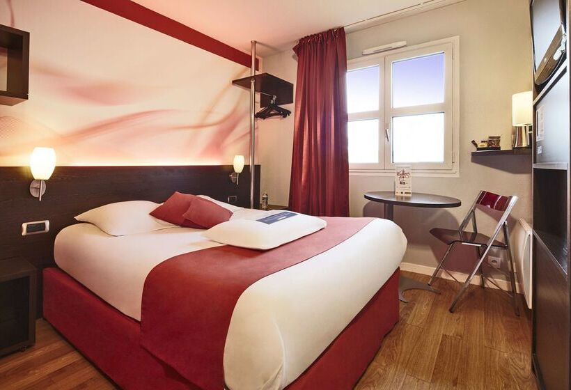 ホテル Kyriad Hôtel La Fleche