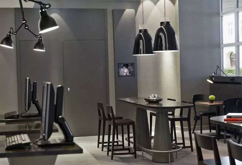 호텔 Renaissance Wien