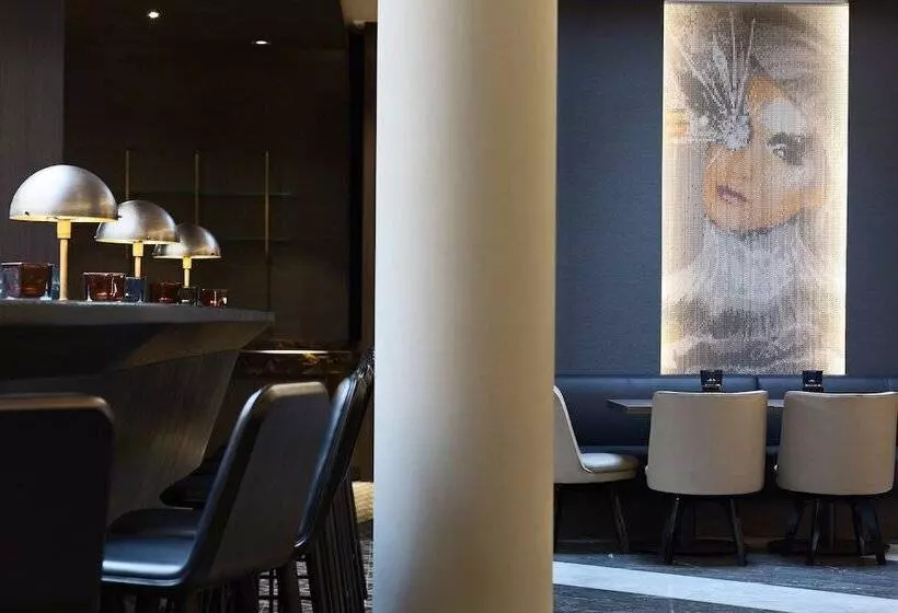 호텔 Renaissance Wien