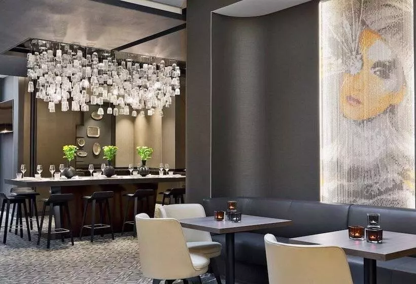 호텔 Renaissance Wien