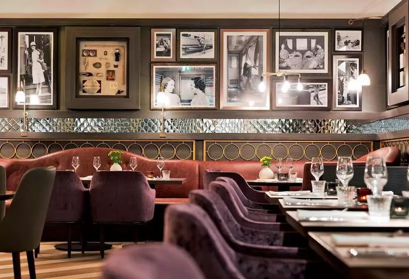 호텔 Renaissance Wien