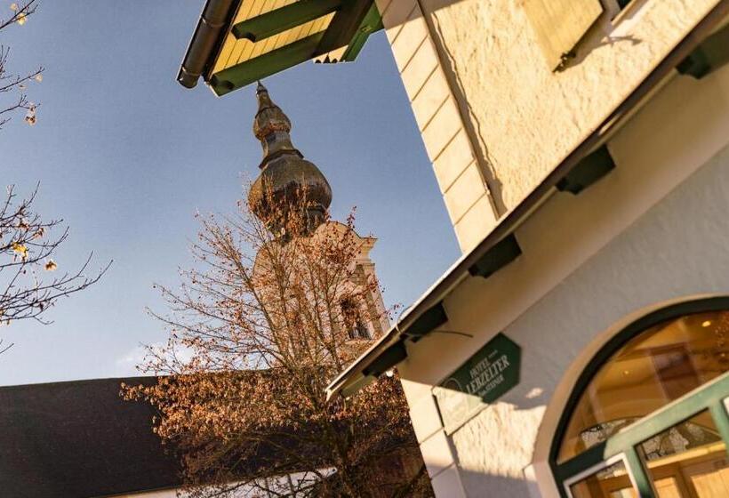 ホテル Restaurant Lebzelter