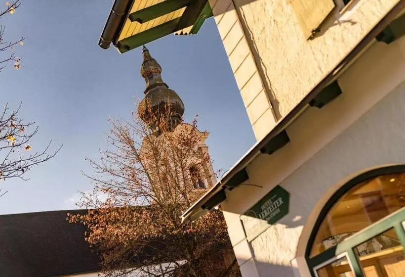 酒店 Restaurant Lebzelter