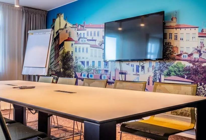 Novotel Lyon Bron Meeting & Events