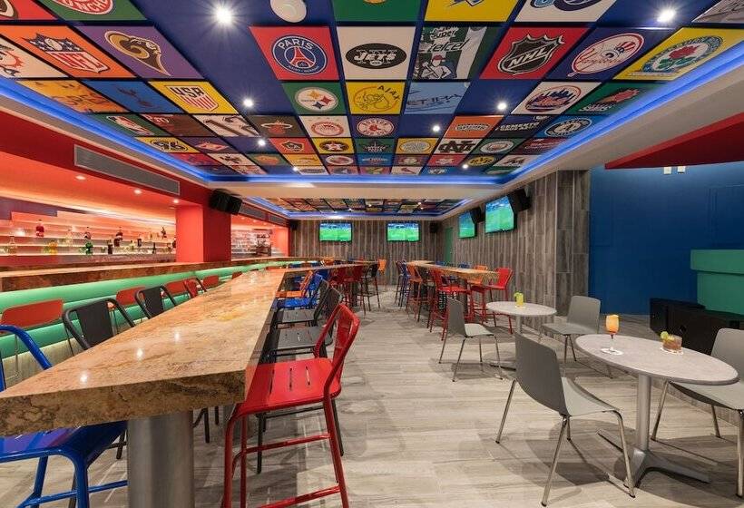 منتجع Grand Park Royal Puerto Vallarta  All Inclusive