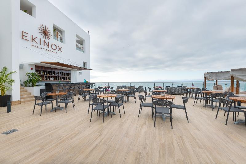 منتجع Grand Park Royal Puerto Vallarta  All Inclusive