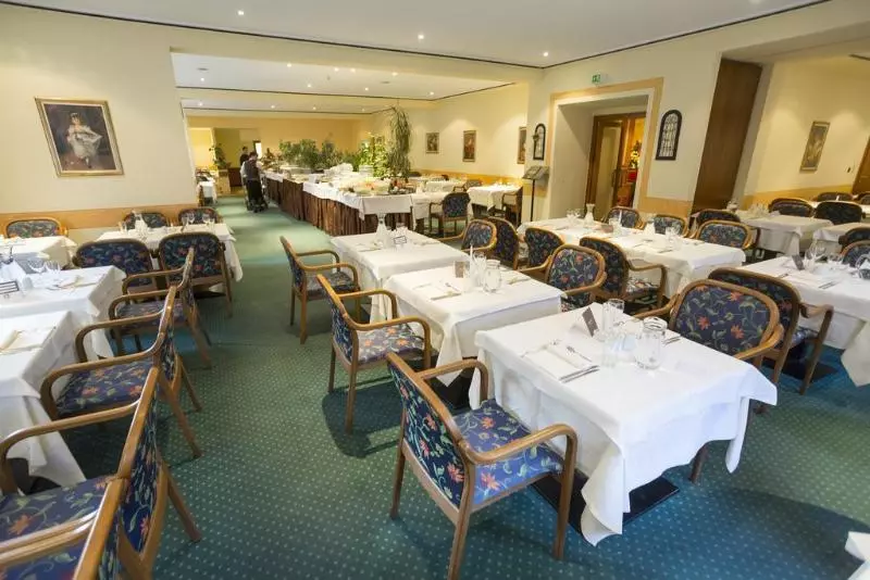 Alpenhotel Weitlanbrunn