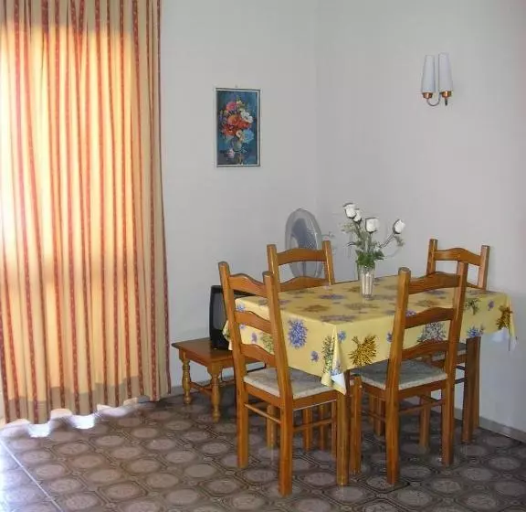 Apartamentos Vitoria