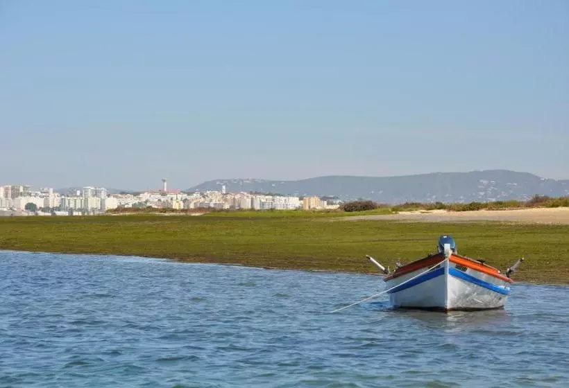 Apartamentos Vitoria