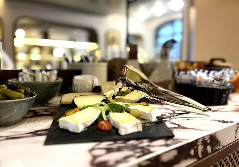 هتل Hôtel Riesner