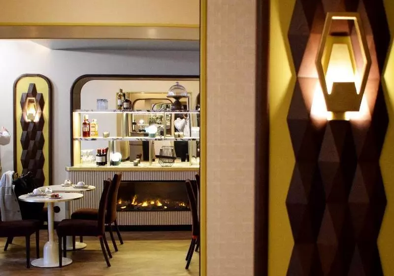 هتل Hôtel Riesner