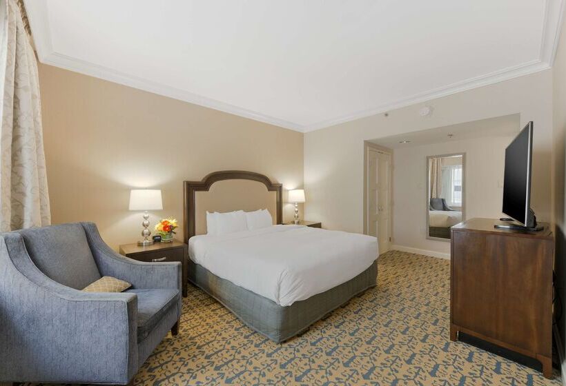 فندق Capital Hilton