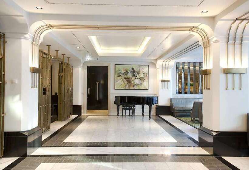 هتل Hilton Prague Old Town