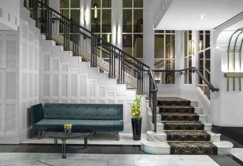 هتل Hilton Prague Old Town