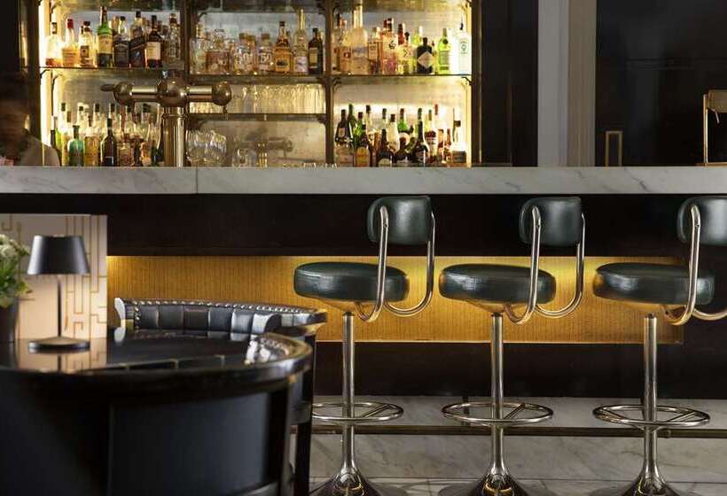 هتل Hilton Prague Old Town