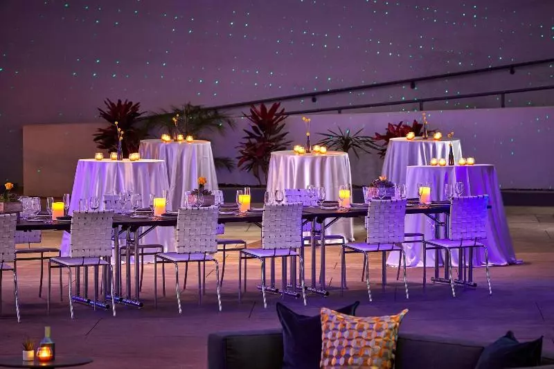 בית מלון כפרי Los Angeles Airport Marriott