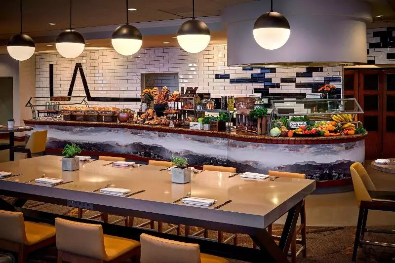 בית מלון כפרי Los Angeles Airport Marriott