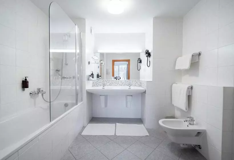 Orea Hotel Pyramida Praha