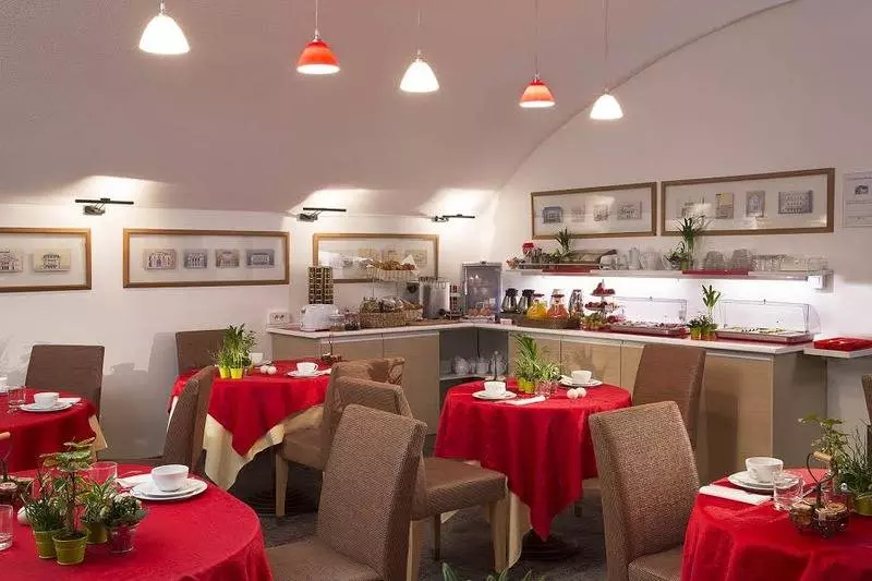 ホテル Pavillon Bastille