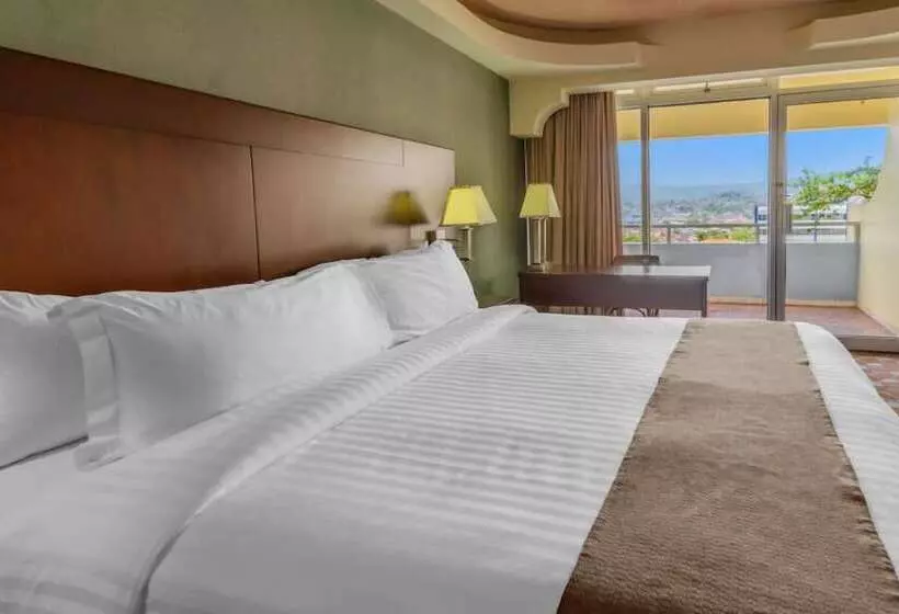 בית מלון כפרי Plaza San Martin